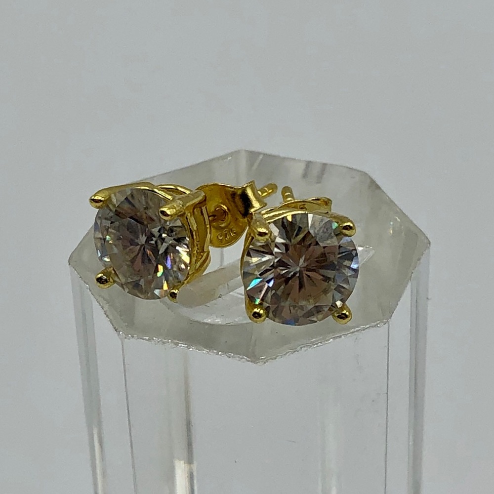 4 tcw D, VVS1 Moissanite Stud Earrings - Picture 10 of 16